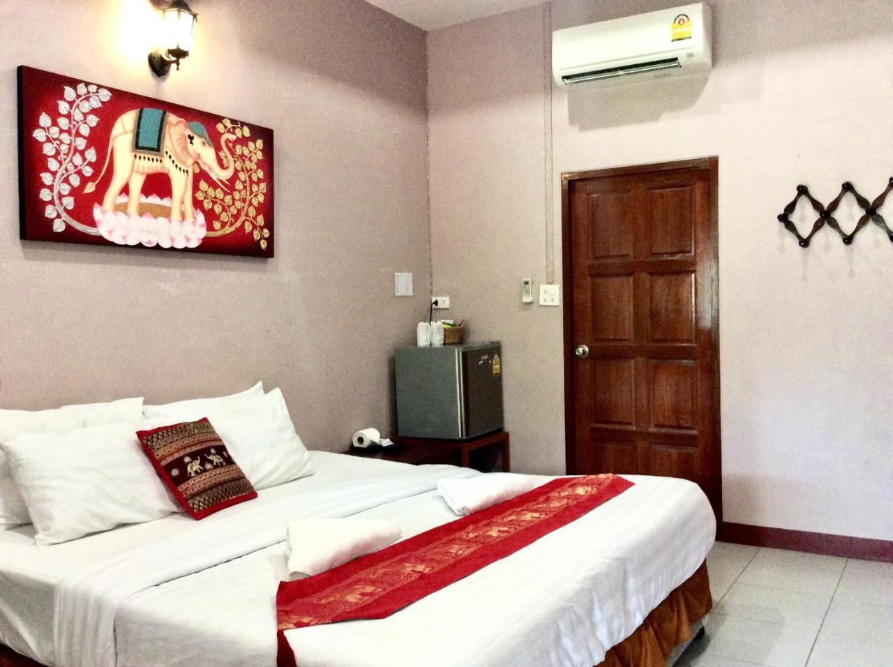The Nine Guest House Kanchanaburi Ngoại thất bức ảnh