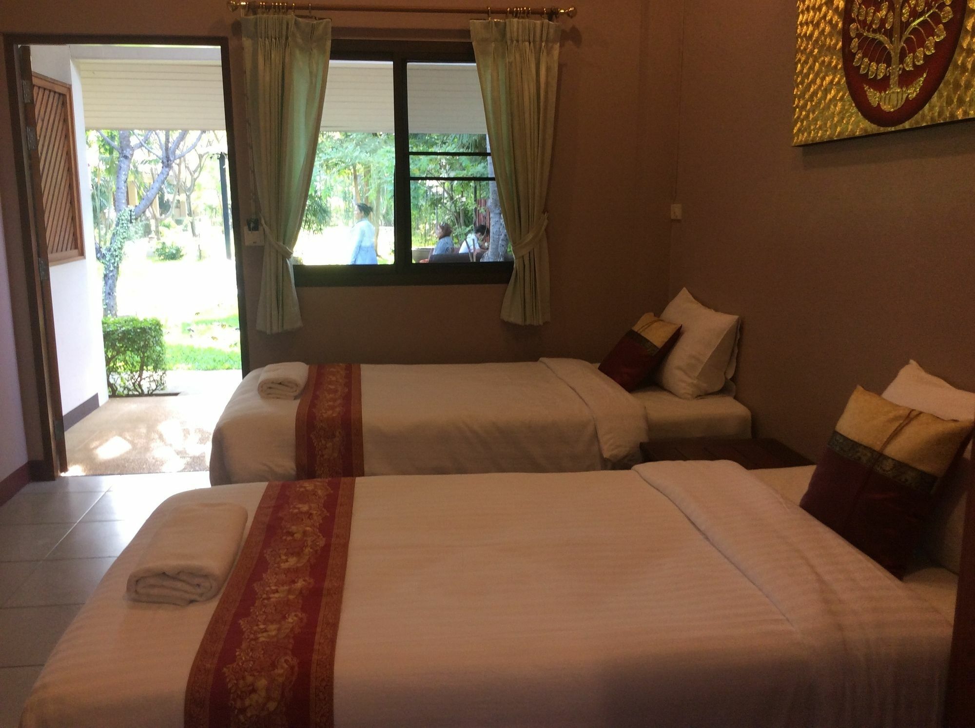 The Nine Guest House Kanchanaburi Ngoại thất bức ảnh