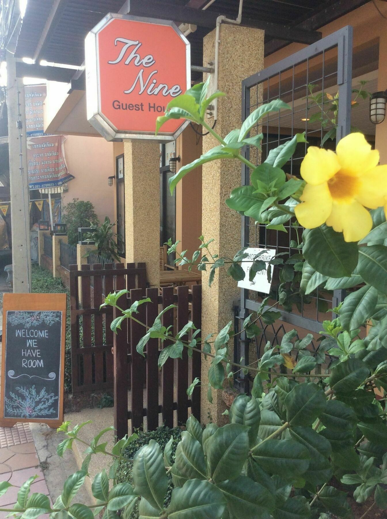 The Nine Guest House Kanchanaburi Ngoại thất bức ảnh