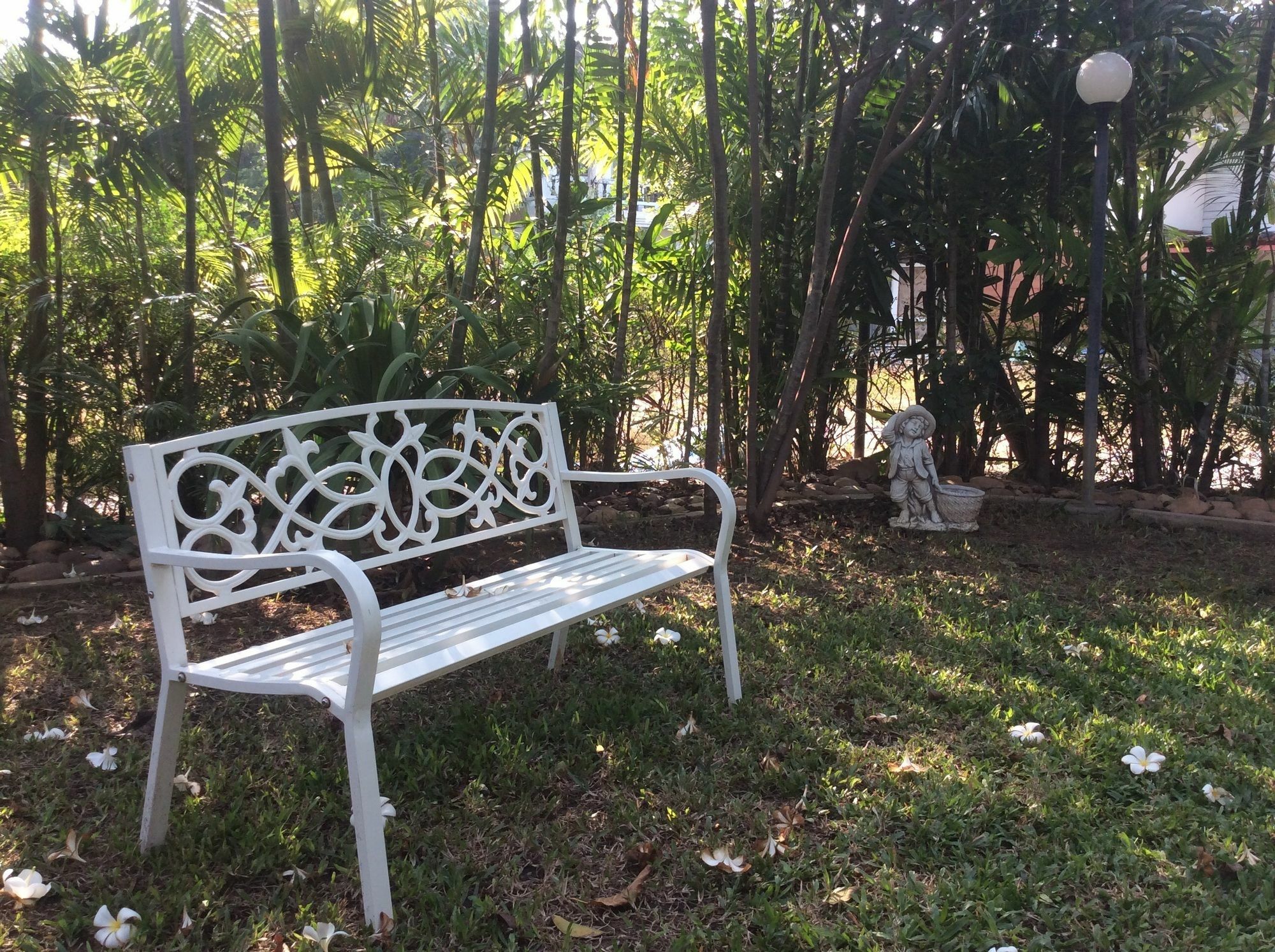 The Nine Guest House Kanchanaburi Ngoại thất bức ảnh