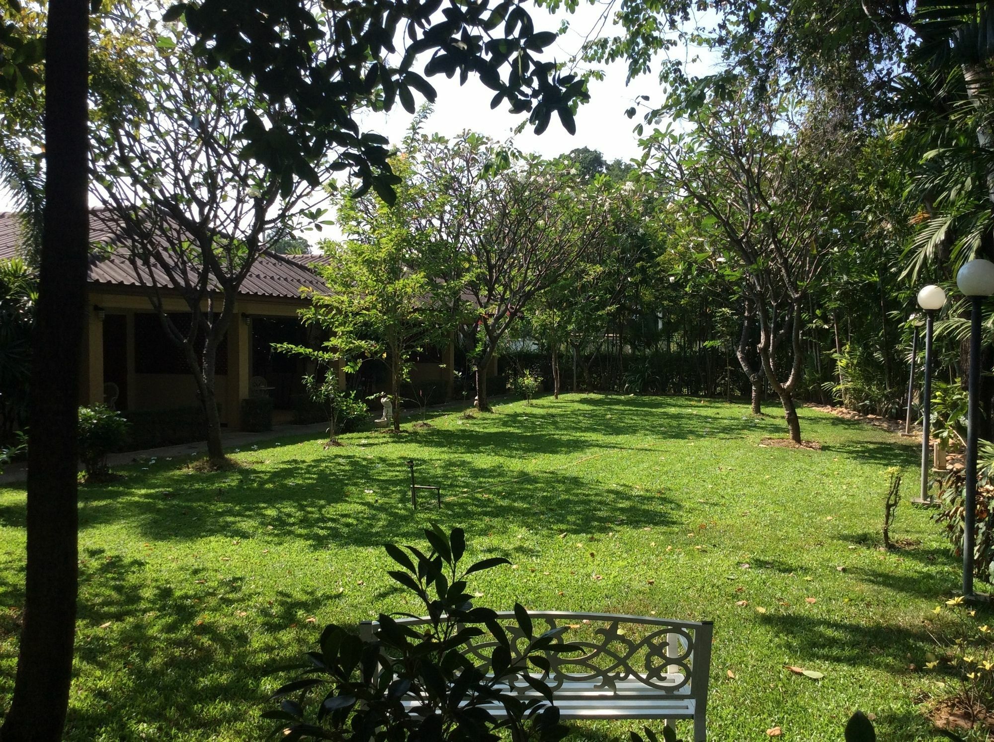 The Nine Guest House Kanchanaburi Ngoại thất bức ảnh