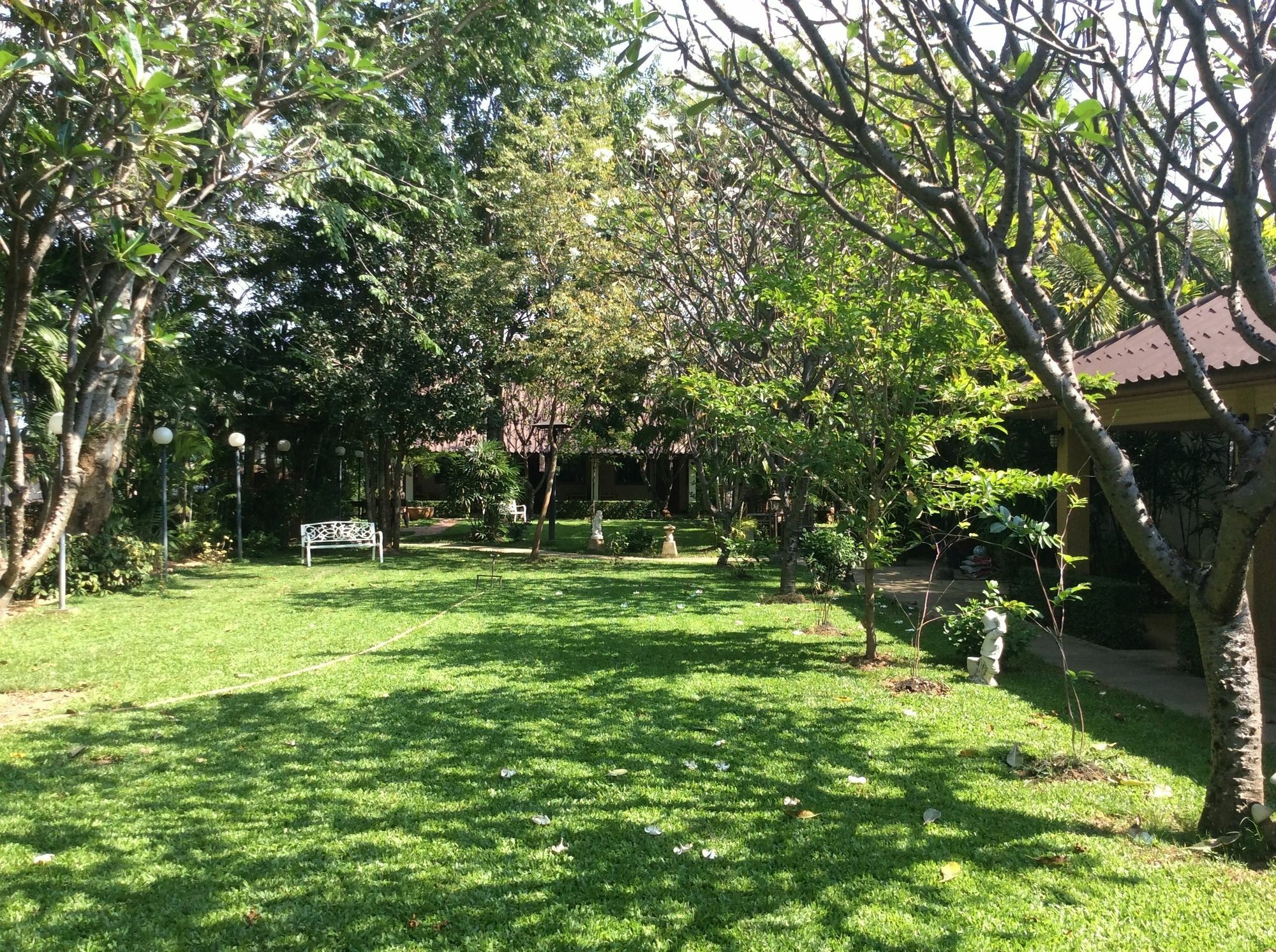 The Nine Guest House Kanchanaburi Ngoại thất bức ảnh